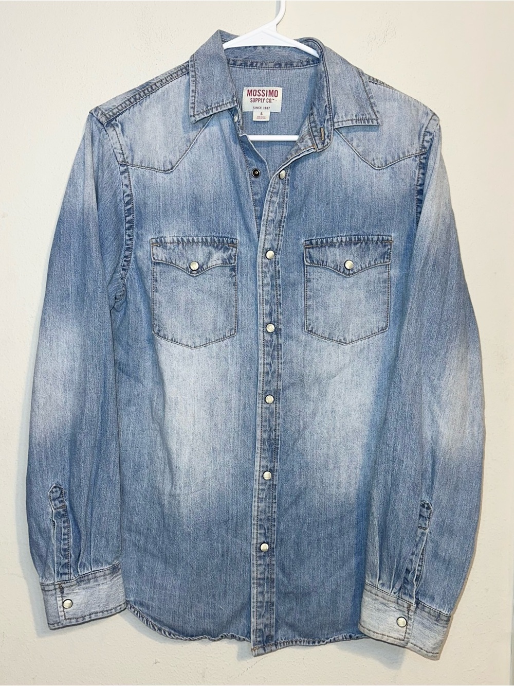 Mossimo Supply Co. Light Wash Denim Button Up Shirt